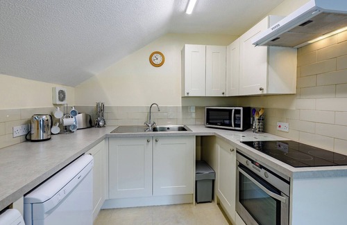 Westleigh Ski Chalet | 2 bedroom accommodation in Webbery, Bideford