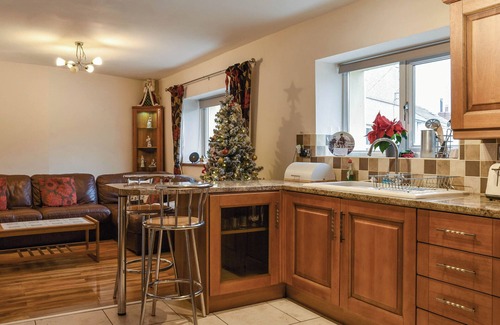 Trecynon Cottage | 2 bedroom accommodation in Trecynon, near Aberdare