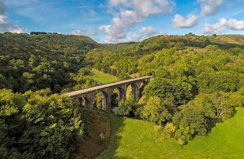 Alfreton Cottage | 2 bedroom accommodation in Matlock, Near Alfreton