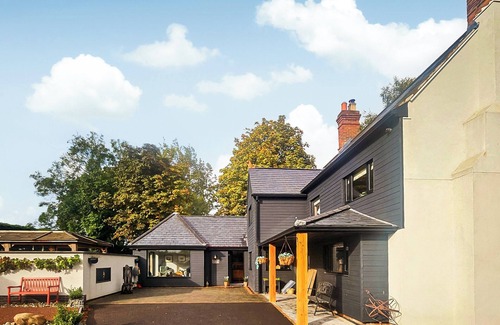 Sutton Maddock Cottage | 2 bedroom accommodation in Beckbury