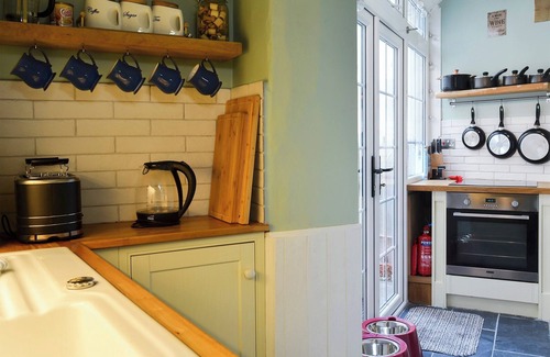 Instow Cottage | 2 bedroom accommodation in Instow, near Bideford