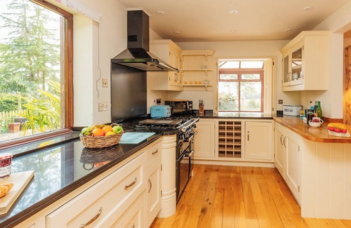 Cornwall Cottage | 2 bedroom accommodation in Langford Budville, near Wellington