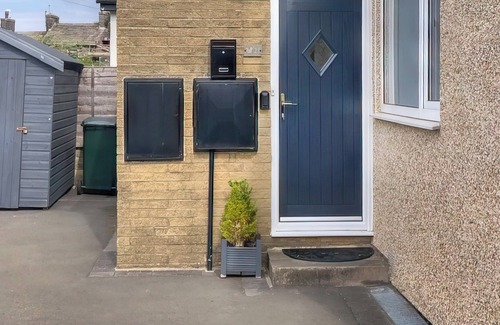 Sutton Cottage | 2 bedroom accommodation in Sutton-In-Craven, near Skipton