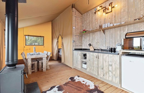 Narberth RV Rental | 2 bedroom accommodation in Narberth