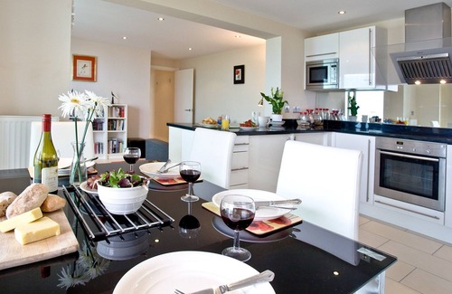 Portland Apartment | 2 bedroom accommodation in Portland