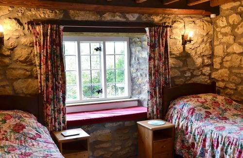 Sherborne Cottage | 2 bedroom accommodation in Alweston, near Sherborne