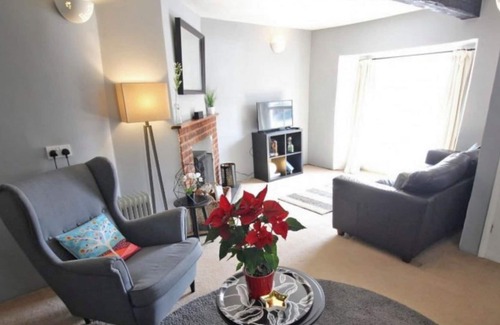 Halberton Cottage | 2 bedroom accommodation in Halberton, near Tiverton