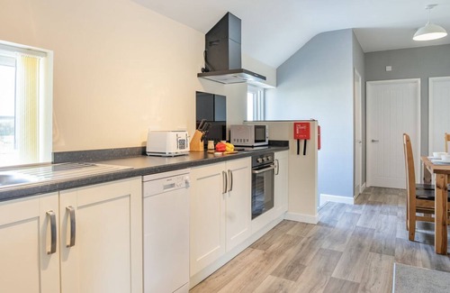 Whitland Cottage | 2 bedroom accommodation in Red Roses, near Pendine