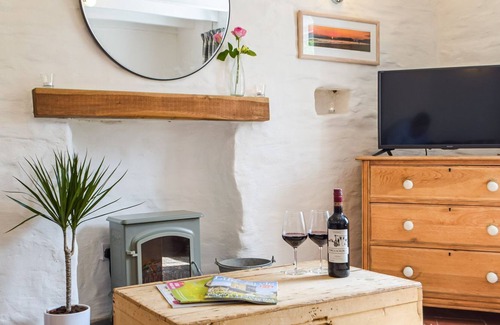 Llanboidy Cottage | 2 bedroom accommodation in Llanboidy, near Laugharne