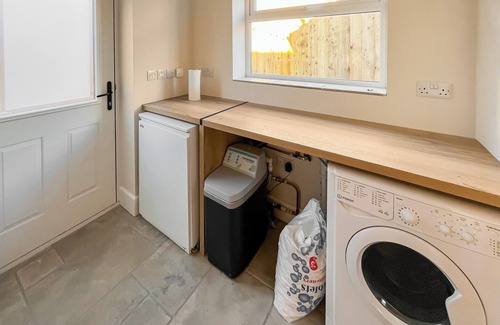 Frampton Cottage | 2 bedroom accommodation in Wyberton