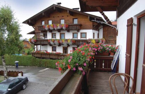 Rinn Apartment | 2 bedroom accommodation in Rinn b. Innsbruck