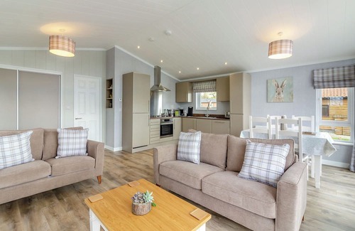 Aubourn Ski Chalet | 2 bedroom accommodation in Swinethorpe, Nr Lincoln
