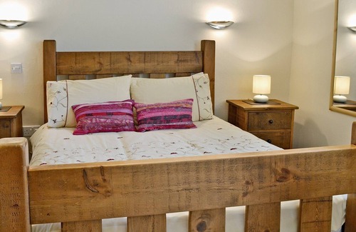 Over Haddon Cottage | 2 bedroom accommodation in Over Haddon, near Bakewell