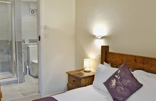Over Haddon Cottage | 2 bedroom accommodation in Over Haddon, near Bakewell
