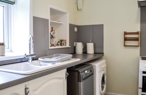 Bankend Cottage | 2 bedroom accommodation in Whinnyhill, near Dumfries