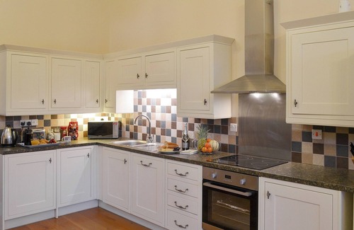 Eastleigh Cottage | 2 bedroom accommodation in Eastleigh, near Bideford
