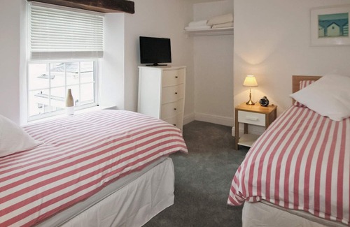 Instow Cottage | 2 bedroom accommodation in Instow, near Bideford