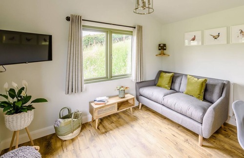 Caersws Cottage | 2 bedroom accommodation in Llanidloes, near Newtown