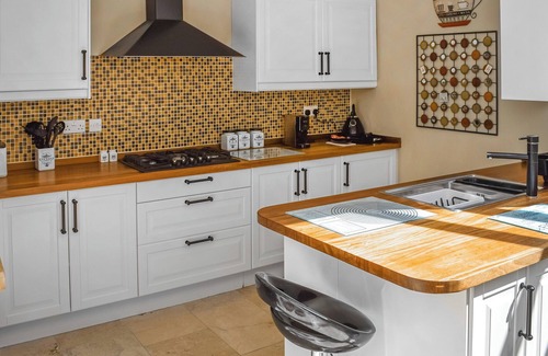 Evesham Cottage | 2 bedroom accommodation in Evesham