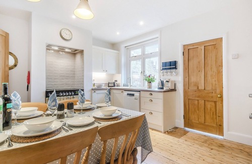 Hill Head Cottage | 2 bedroom accommodation in Fareham