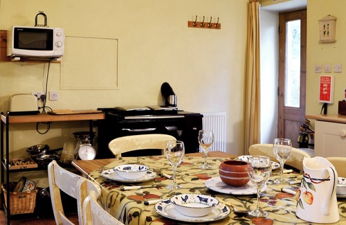 Jedburgh Cottage | 2 bedroom accommodation in Lanton, near Jedburgh