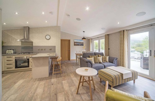 Newport Ski Chalet | 2 bedroom accommodation in Newport, Pembrokeshire