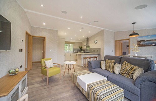 Newport Ski Chalet | 2 bedroom accommodation in Newport, Pembrokeshire