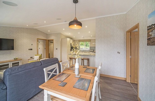 Newport Ski Chalet | 2 bedroom accommodation in Newport, Pembrokeshire