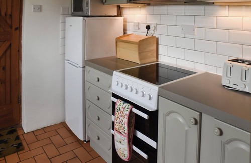 Moulton St Mary Cottage | 2 bedroom accommodation in Moulton St Mary, near Brundall