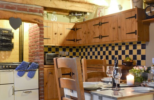 Whitland Cottage | 2 bedroom accommodation in Llandewi Velfrey, near Narberth