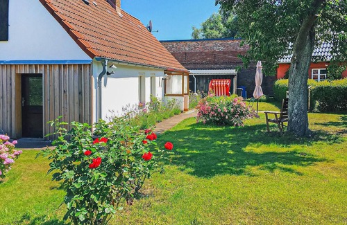 Warthe House | 2 bedroom accommodation in Warthe