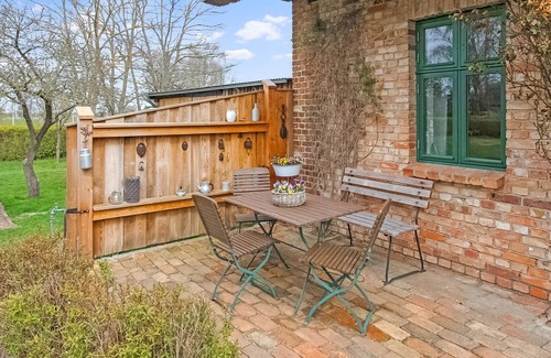 Warthe House | 2 bedroom accommodation in Warthe