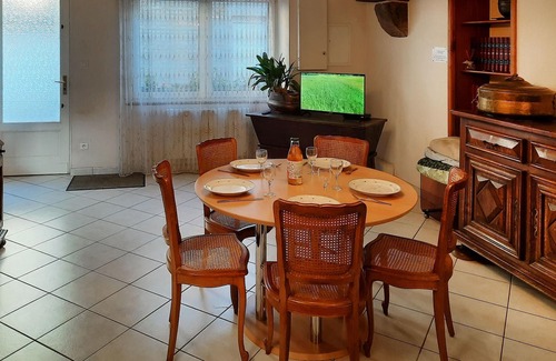 Antrain House | 2 bedroom accommodation in Antrain