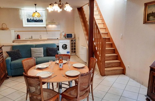 Antrain House | 2 bedroom accommodation in Antrain