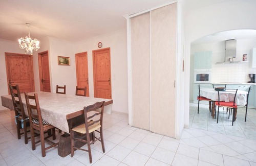 Sabran House | 2 bedroom accommodation in Sabran