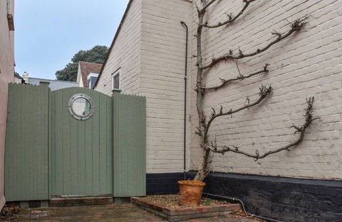 Bures Cottage | 2 bedroom accommodation in Bures