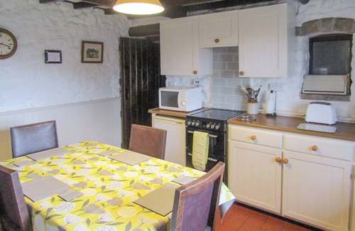 Peak Forest Cottage | 2 bedroom accommodation in Peak Forest, nr. Buxton