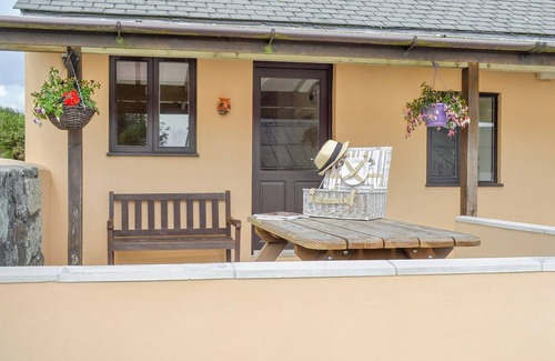St. Keverne Cottage | 2 bedroom accommodation in St Keverne, near Helston