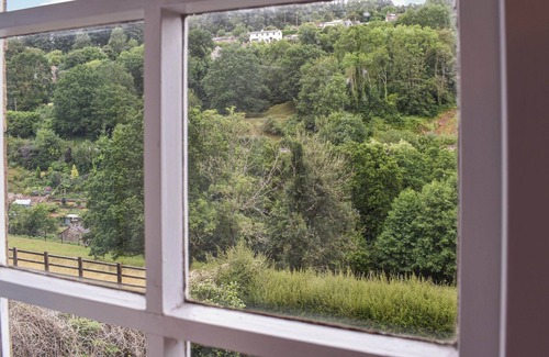 Blakeney Cottage | 2 bedroom accommodation in Lydney