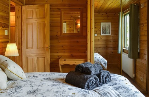 Moffat Cottage | 2 bedroom accommodation in Annan Water, near Moffat