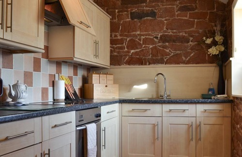 Wigton Cottage | 2 bedroom accommodation in Seaville, near Silloth
