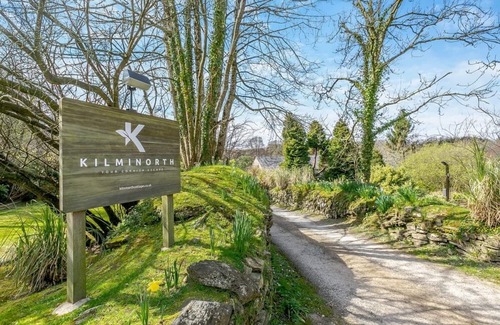Looe Cottage | 2 bedroom accommodation in Watergate, Looe