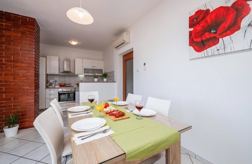 Muntic Apartment | 2 bedroom amazing apartment in Pula