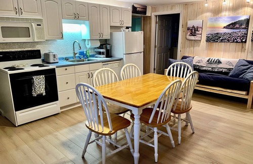 Southwest Harbor Apartment | 2-bedroom Apartment in Downtown Southwest Harbor [Seawall]