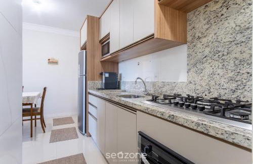 Vila Nova Apartment | 2 Bedroom Apart w/Air 270m from the Beach GPS0102