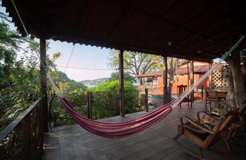 San Juan del Sur Apartment | 2 bedroom apartment with bay view, deck and roof terrace