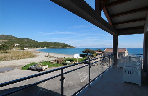 Pietracorbara Apartment | 2-bedroom apartment for 6 people including 4 adults