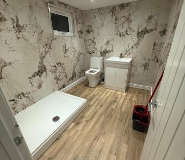 Walsall Apartment | 2 Bedroom Apartment For Rent