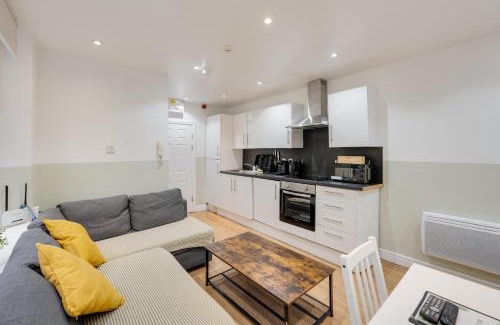 Cathays Apartment | 2 Bedroom Apartment for up to 6 Nr Centre