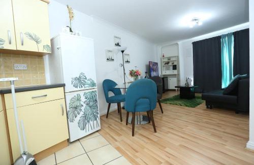 Greenwich Apartment | 2 Bedroom Apartment